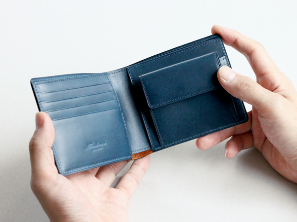 Bi-fold wallet “Feel Coin”