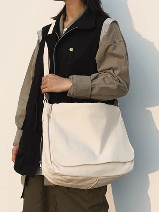 Canvas messenger bag【m-070】